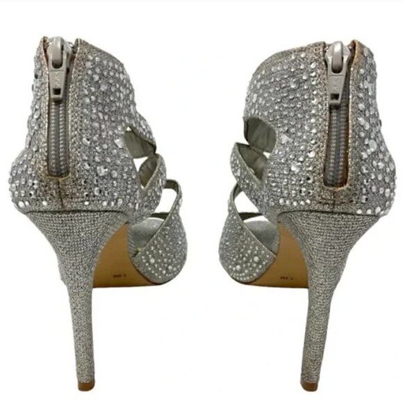 Gianni Bini Silver Sparkle Flame Open-Toe Strappy Heels - Size 7.5 - Picture 6 of 8